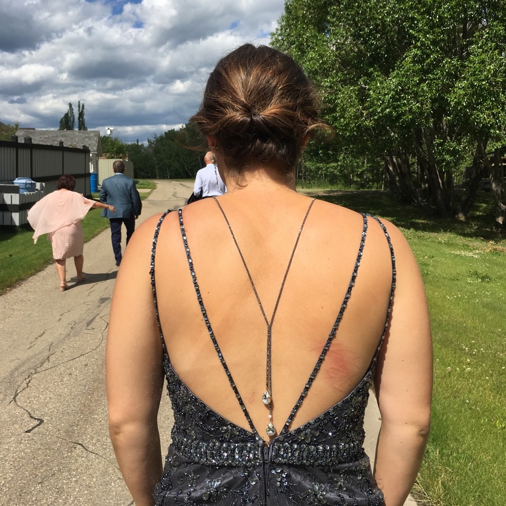 Grad dress - Picture 2 of 4